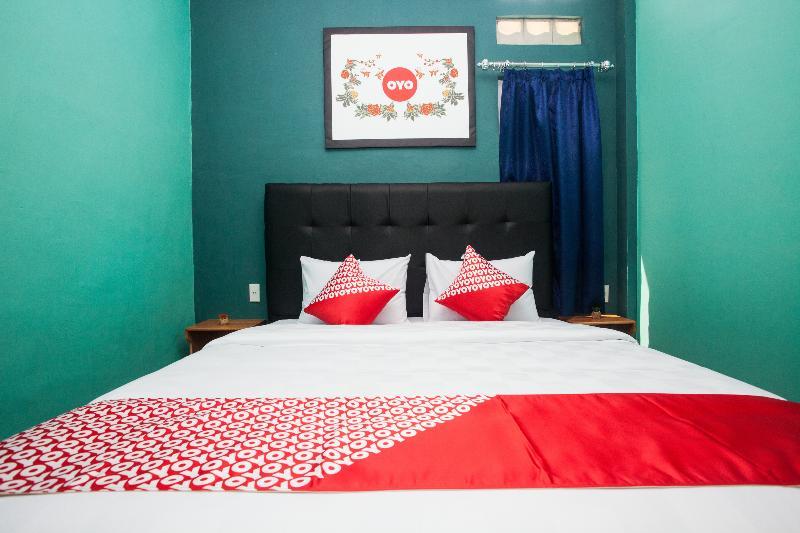Hotel Reddoorz At Sentosa Jaya Helvetia Medan Exterior foto